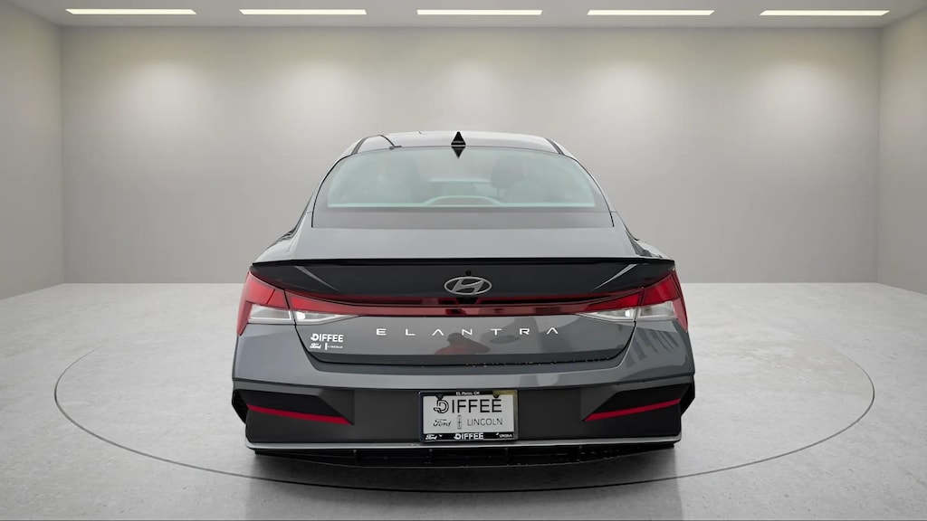 Used 2025 Hyundai Elantra SEL Sport Sedan