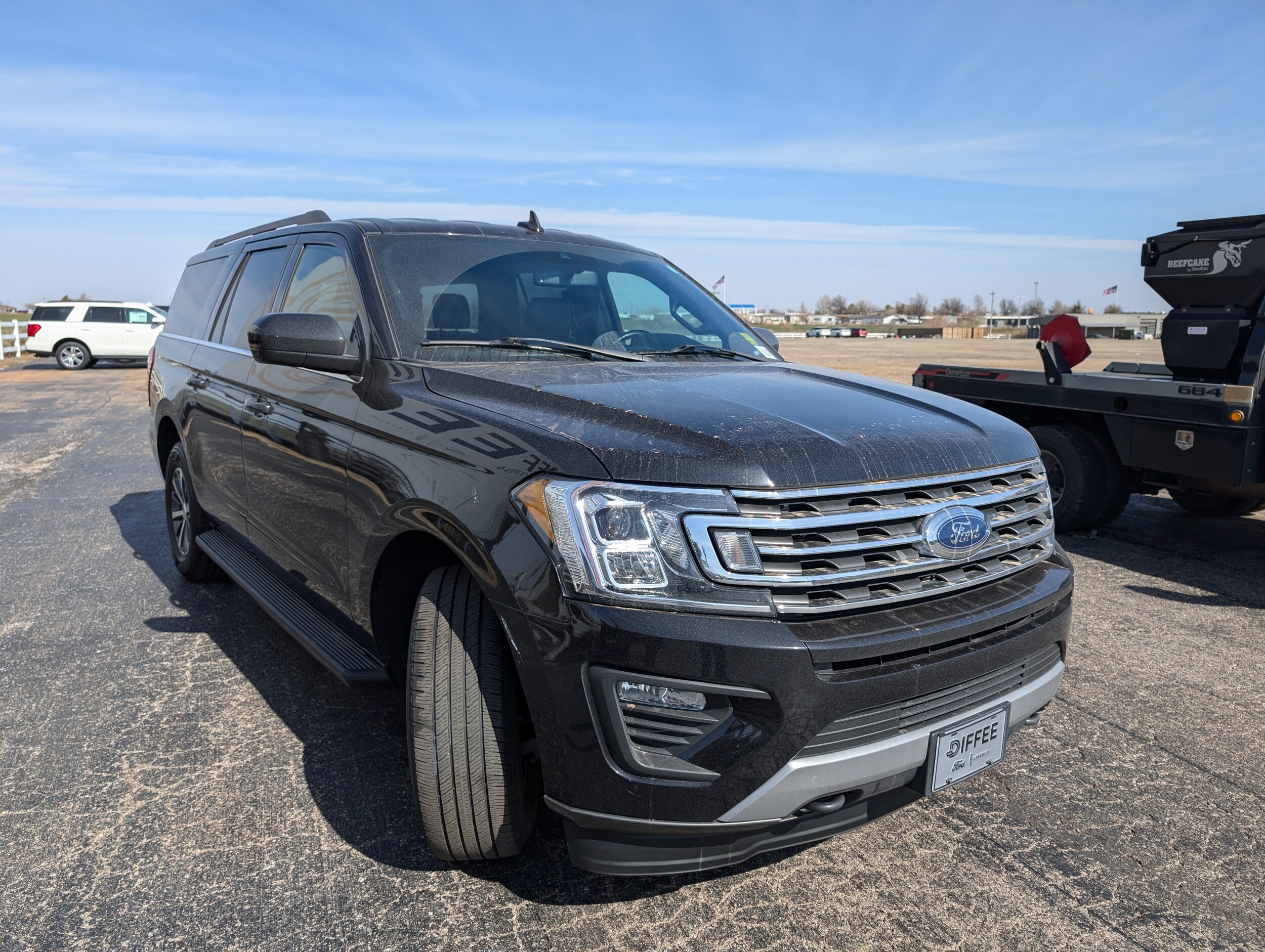 2021 Ford Expedition MAX XLT photo 3