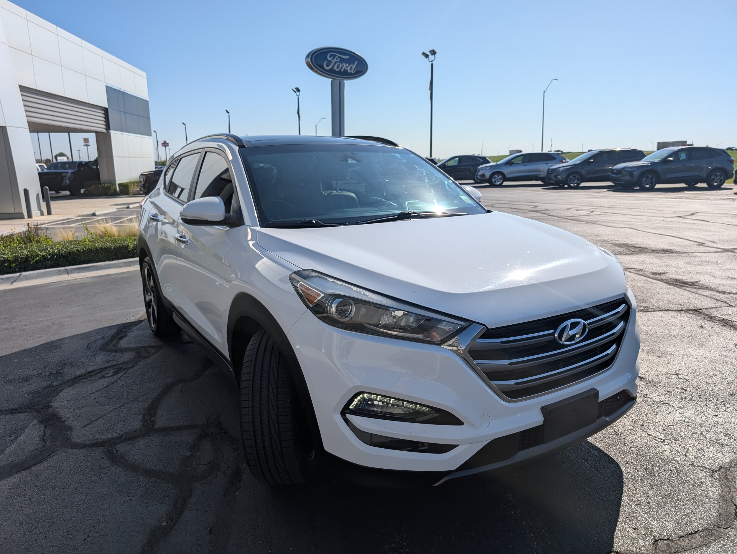 2016 Hyundai Tucson Limited photo 2