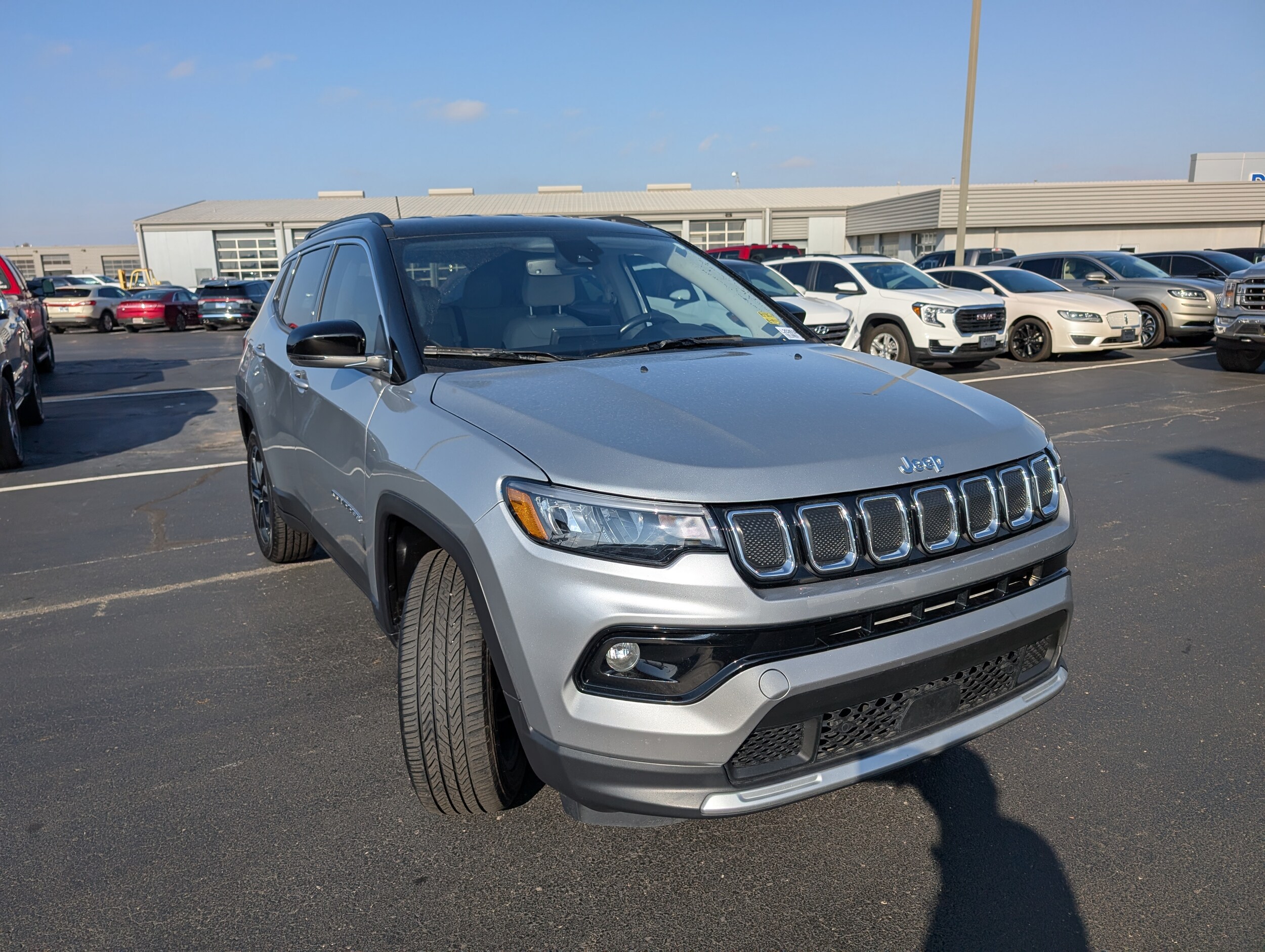 2022 Jeep Compass Limited photo 3