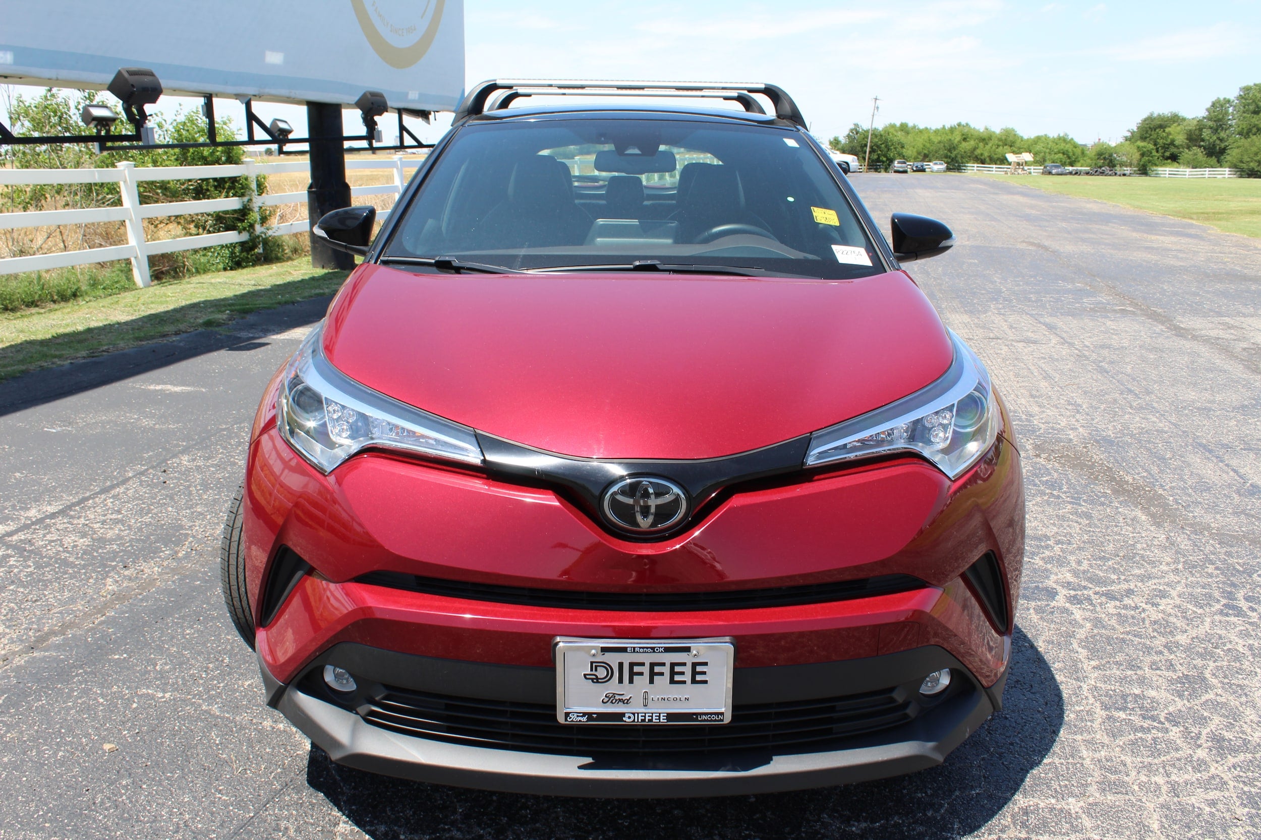 Used 2019 Toyota C-HR Limited with VIN JTNKHMBX4K1060892 for sale in El Reno, OK