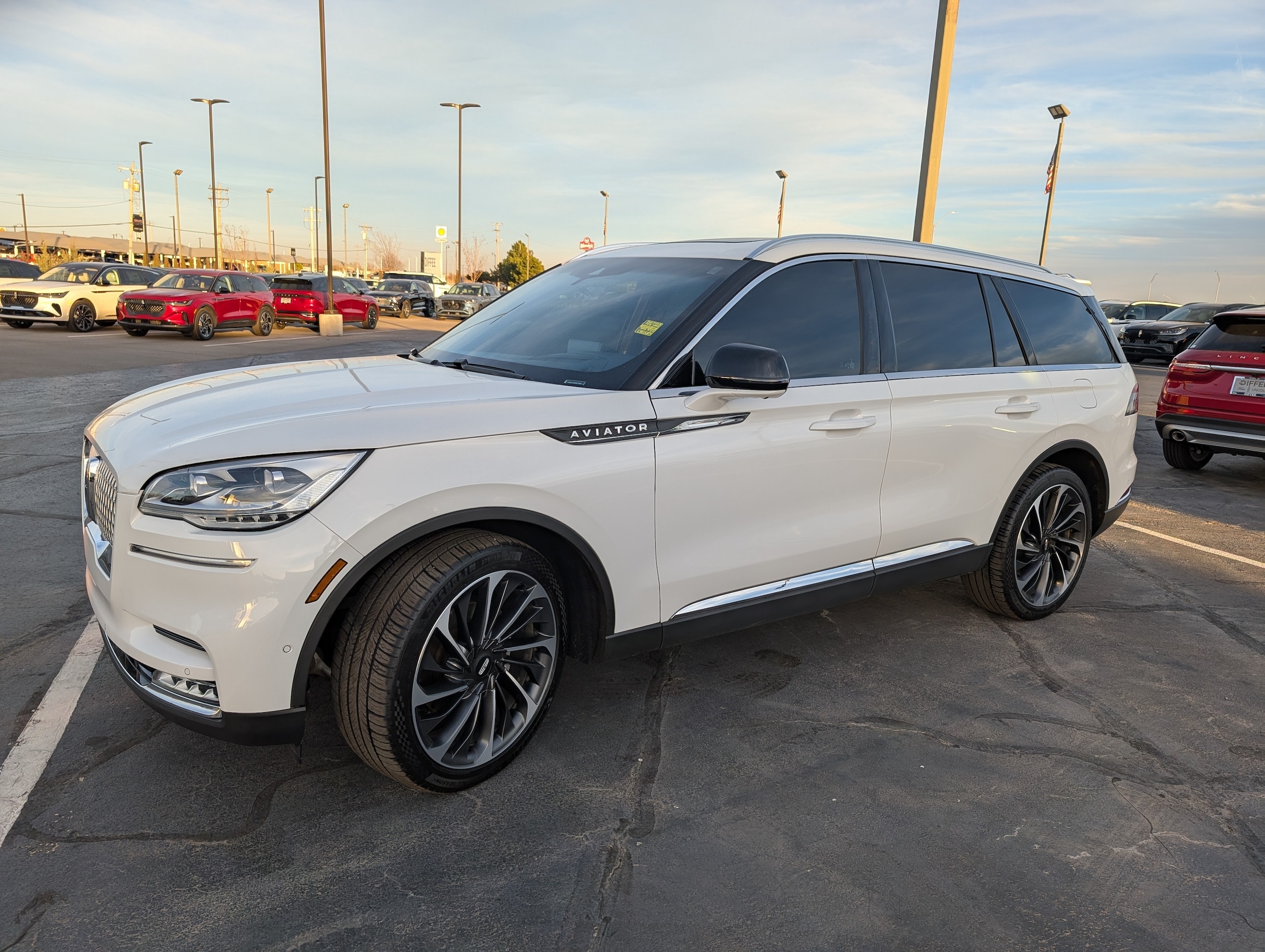 2022 Lincoln Aviator Reserve's photo