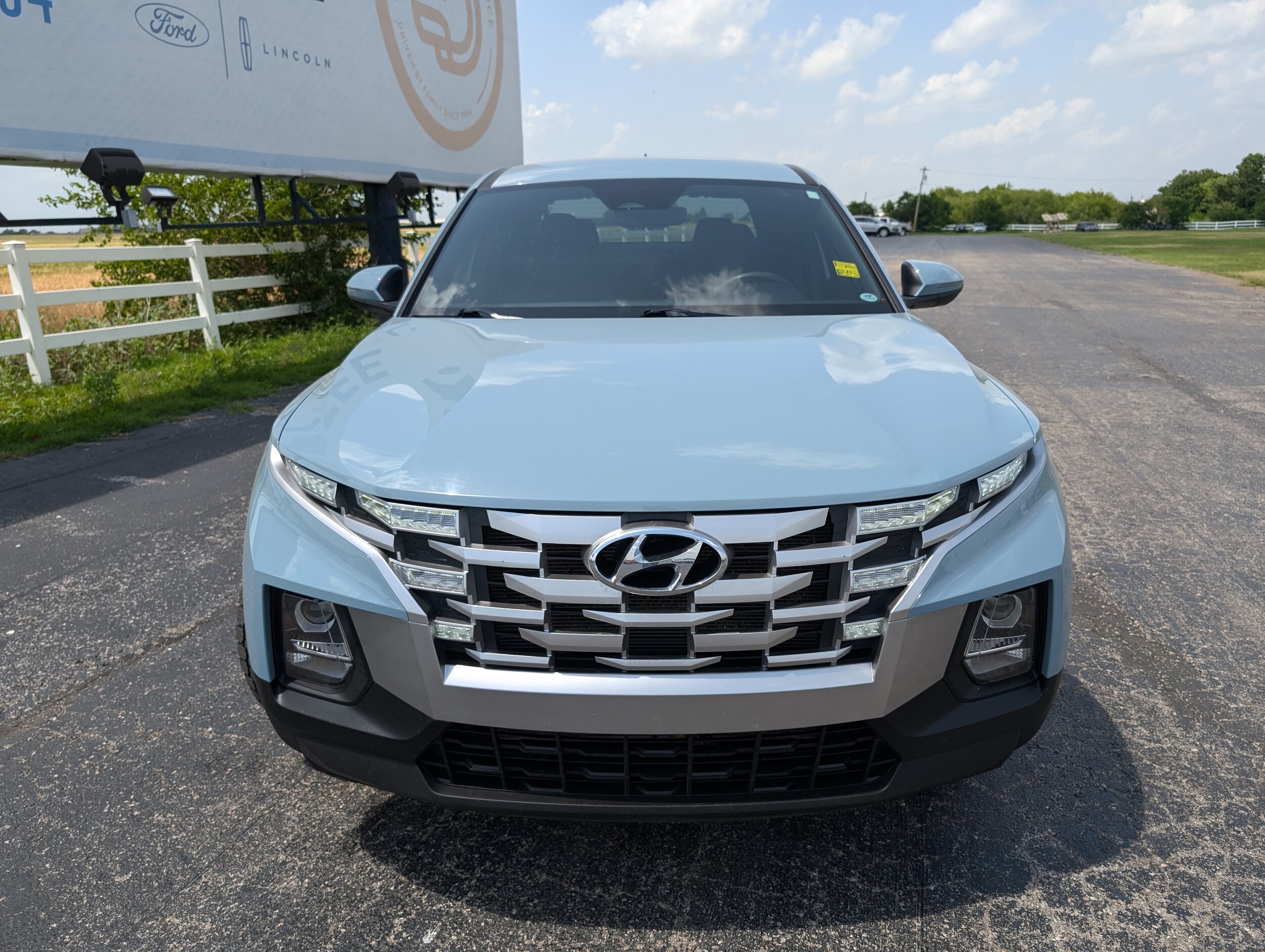 Used 2022 Hyundai Santa Cruz SEL with VIN 5NTJBDAE5NH034303 for sale in El Reno, OK