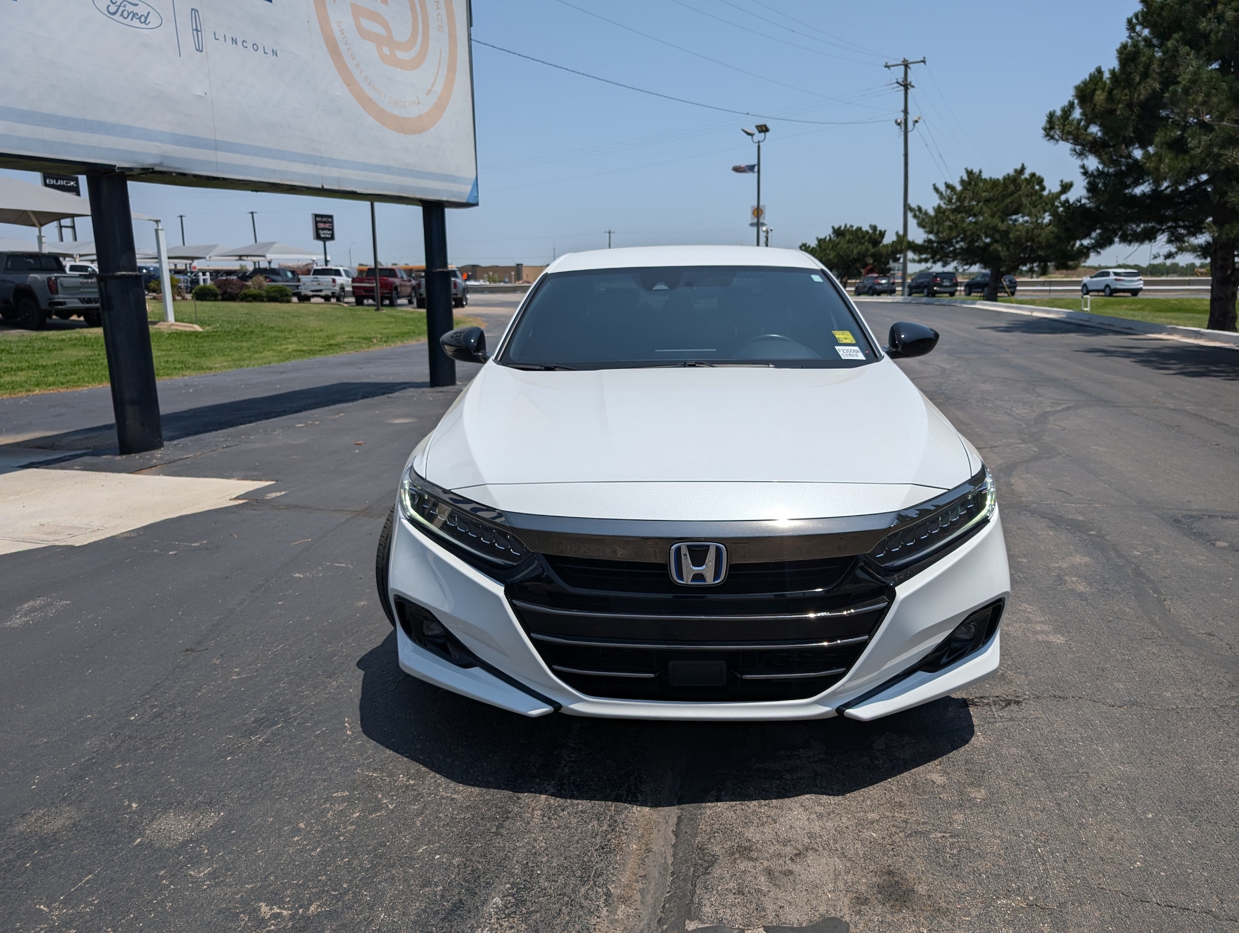 Used 2022 Honda Accord Hybrid Sport with VIN 1HGCV3F27NA040913 for sale in El Reno, OK