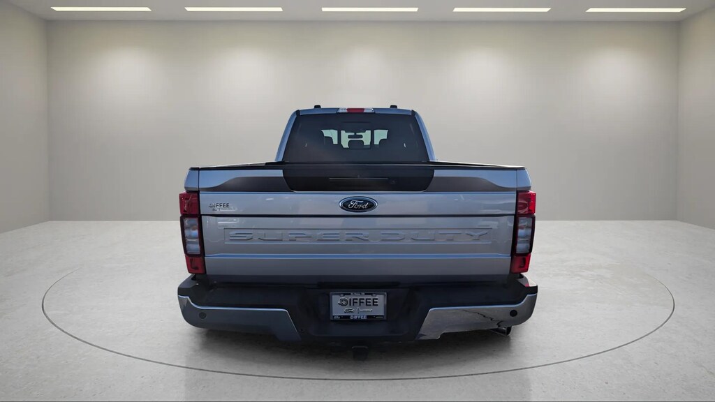 Used 2022 Ford F-250 Lariat Crew Cab Truck