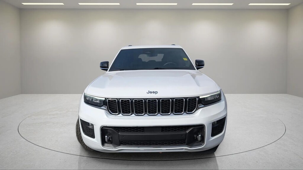 Used 2023 Jeep Grand Cherokee Overland SUV
