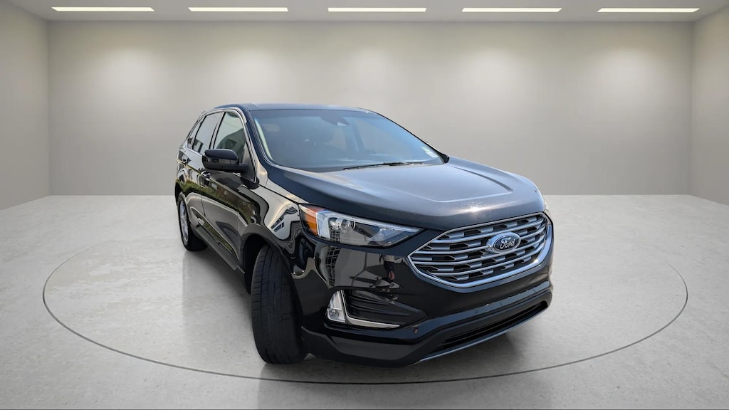 Used 2022 Ford Edge SEL SUV