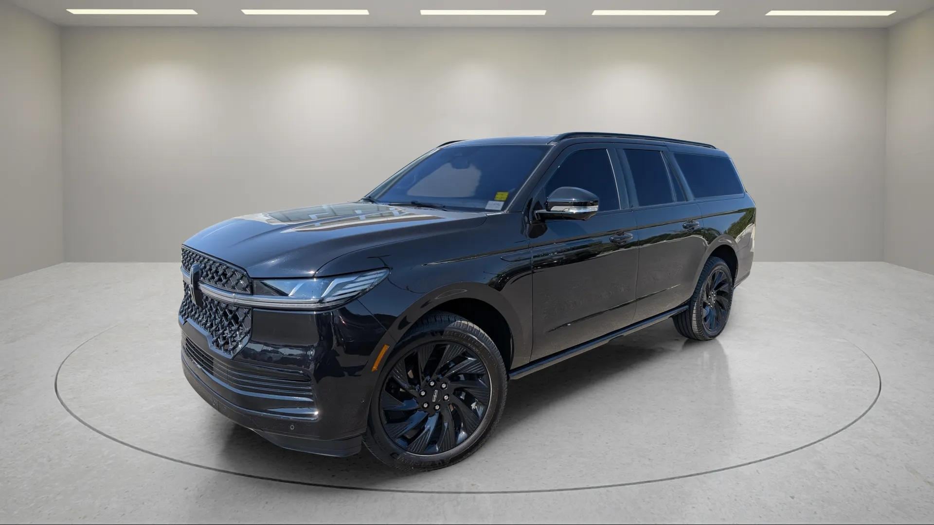 2025 Lincoln Navigator SUV 