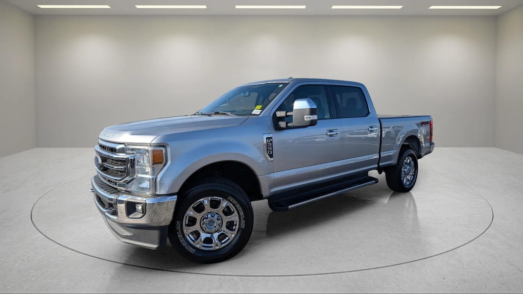 Used 2022 Ford F-250 Lariat Crew Cab Truck
