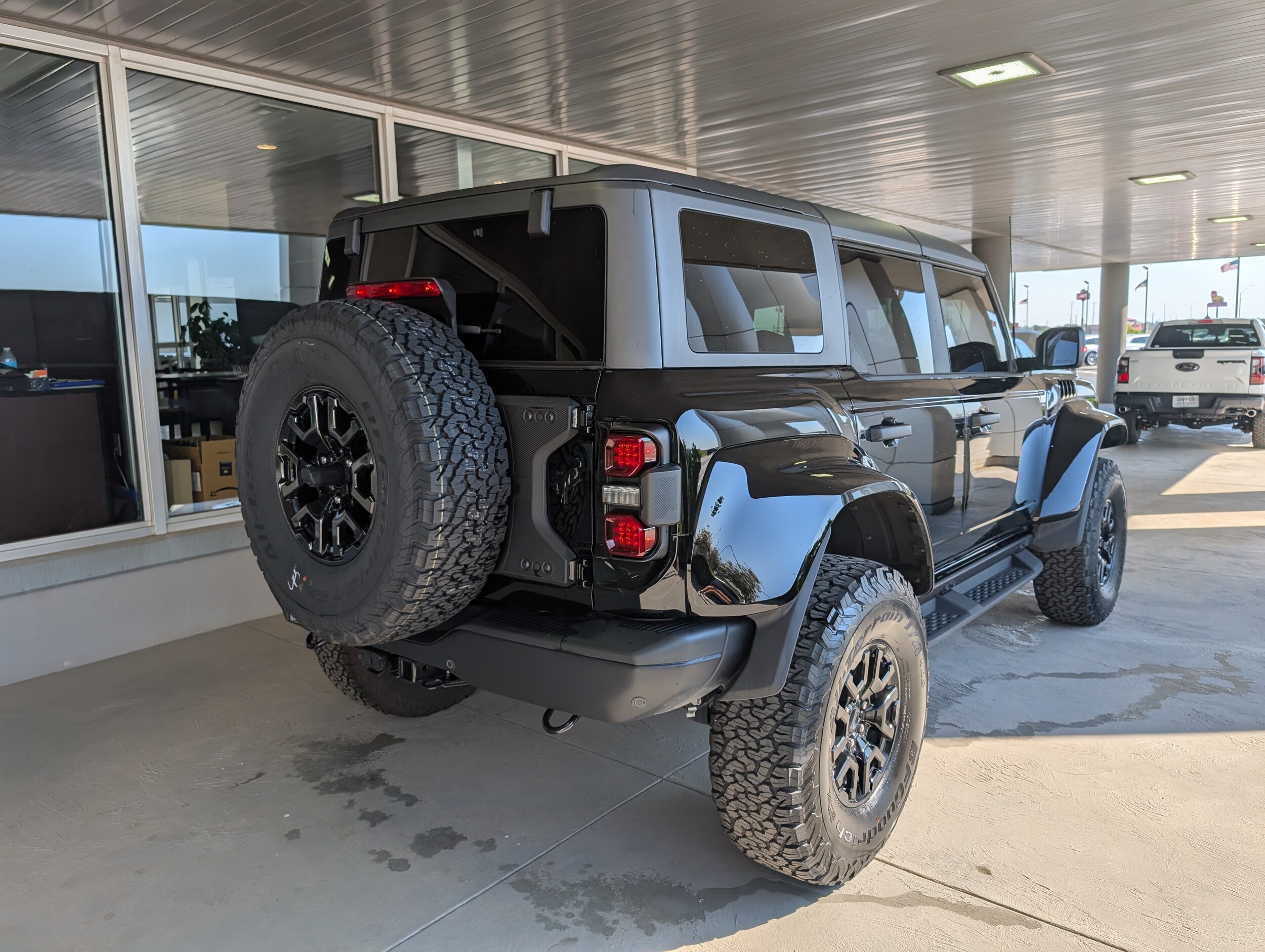 2024 Ford Bronco Raptor photo 4