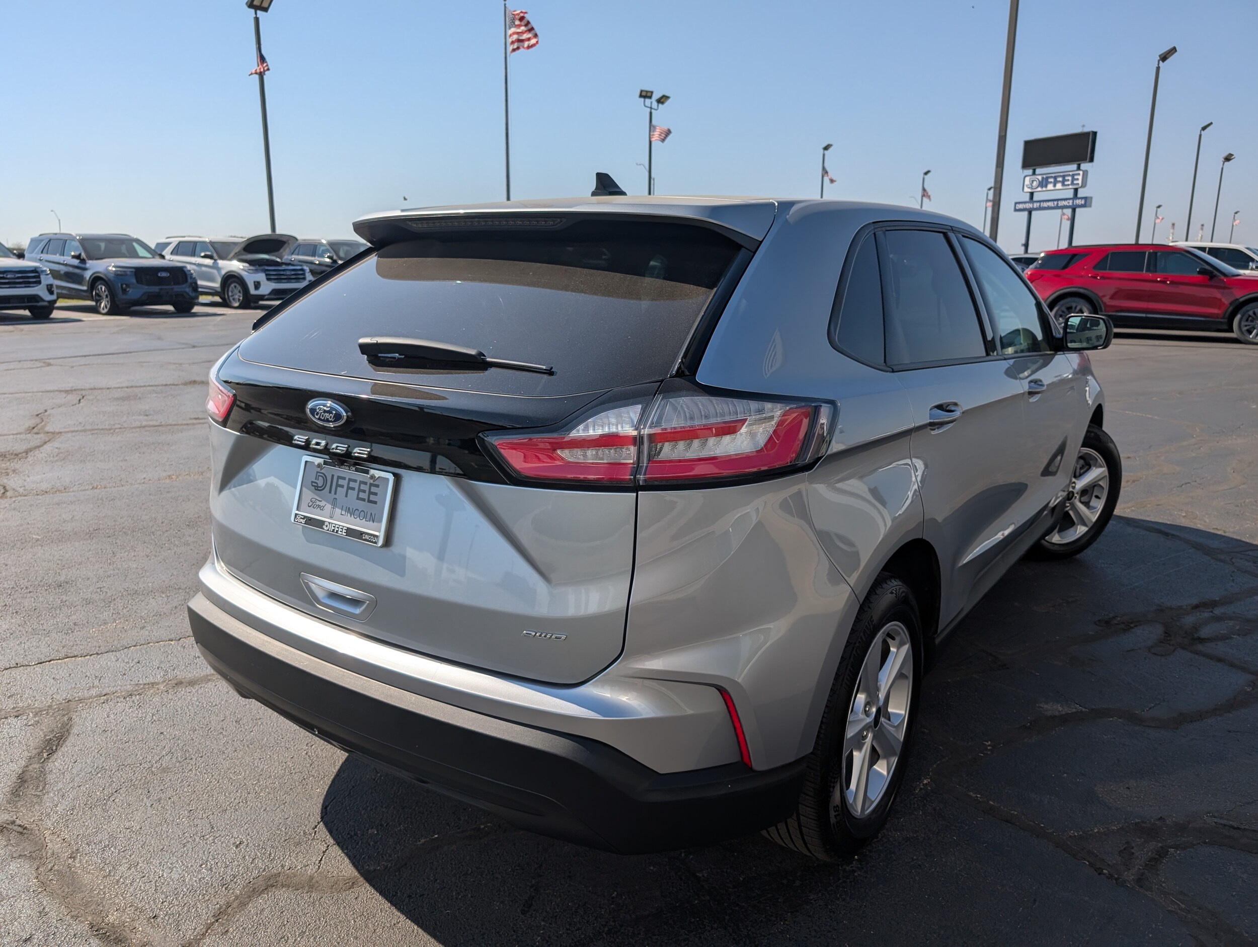 2024 Ford Edge SE photo 4