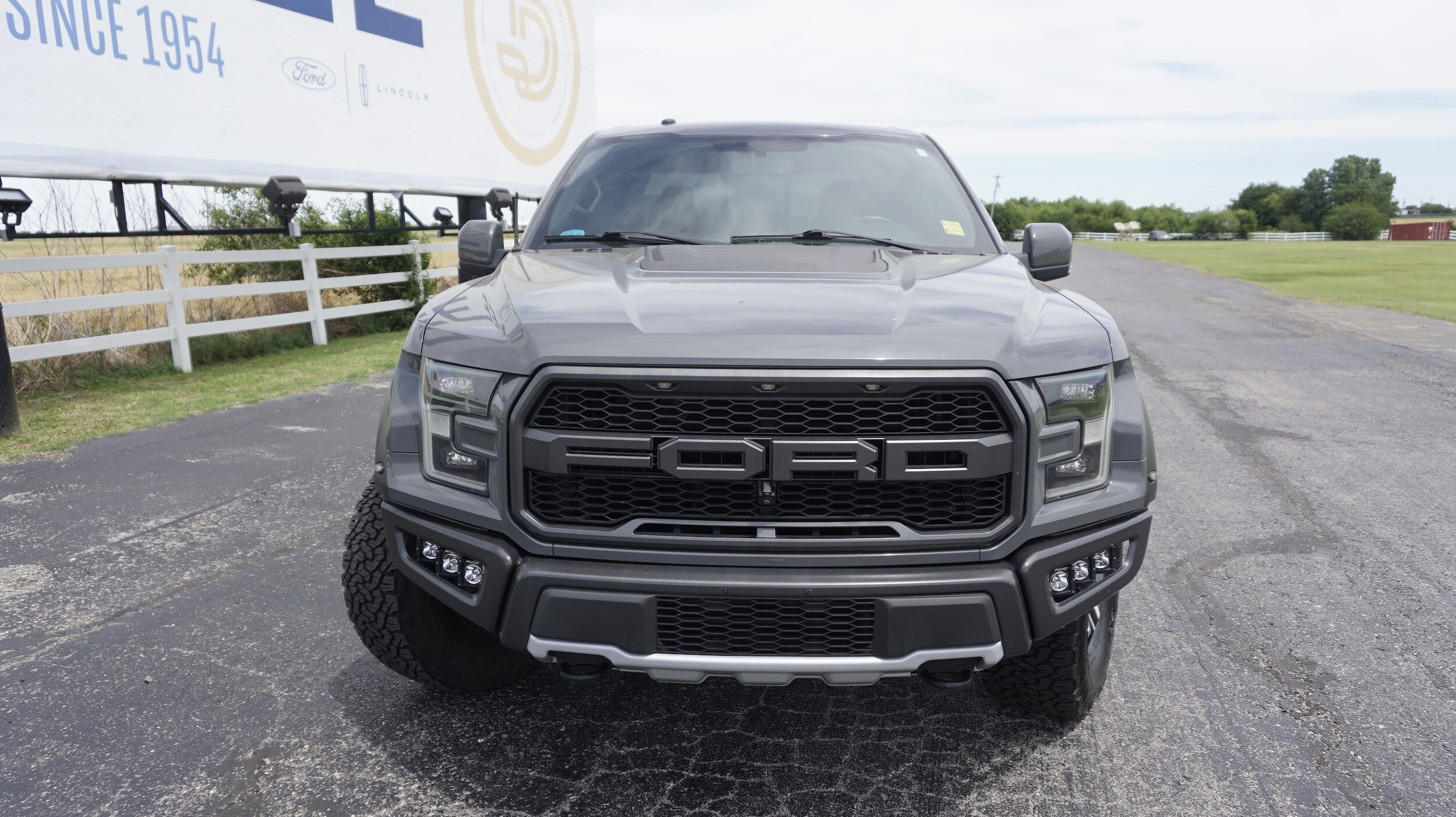 Used 2018 Ford F-150 Raptor with VIN 1FTFW1RG7JFD89037 for sale in El Reno, OK