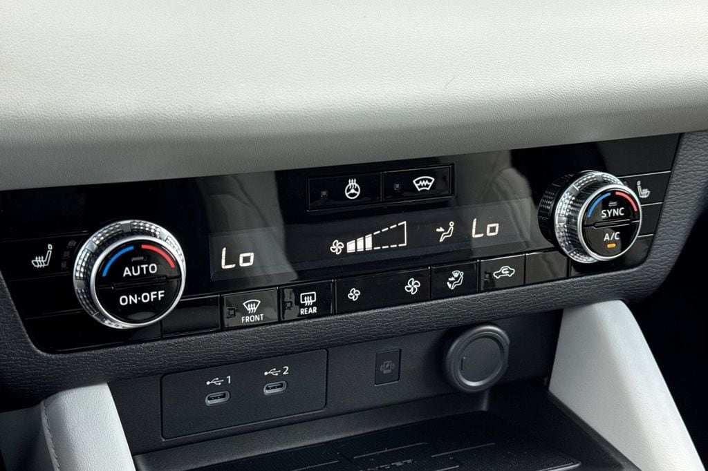 2026 Mitsubishi Outlander SE - Photo 22