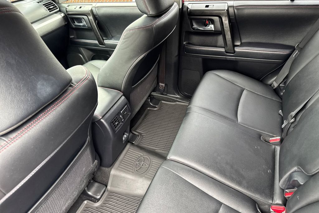 2021 Toyota 4Runner TRD Off-Road Premium - Photo 11