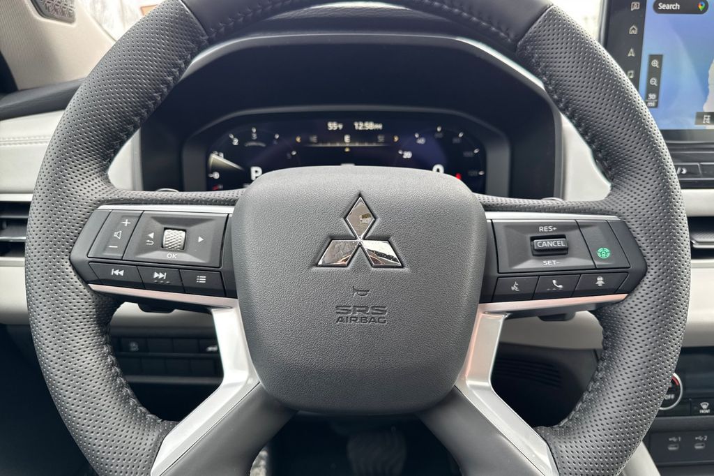 2026 Mitsubishi Outlander SE - Photo 24