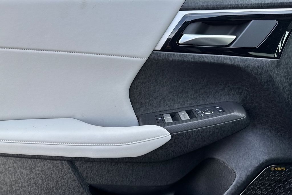 2026 Mitsubishi Outlander SE - Photo 10