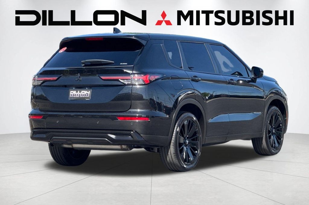 New 2026 Mitsubishi Outlander SE SUV