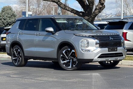 2025 Mitsubishi Outlander Phev SE SUV