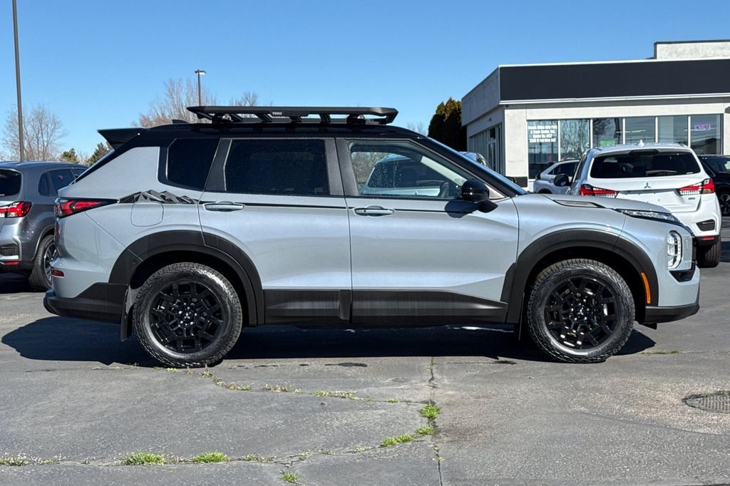New 2026 Mitsubishi Outlander Trail Edition SUV