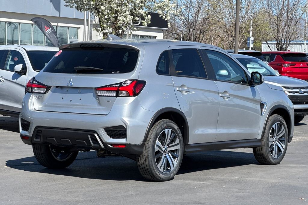 New 2026 Mitsubishi Outlander Sport 2.0 SE SUV