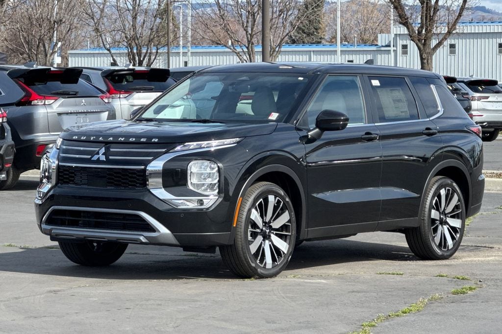 2026 Mitsubishi Outlander SE - Photo 10