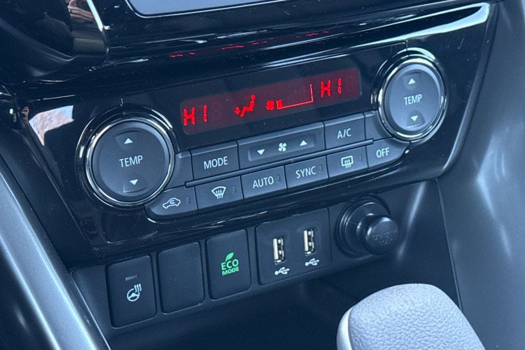 2026 Mitsubishi Eclipse Cross Black Edition - Photo 20
