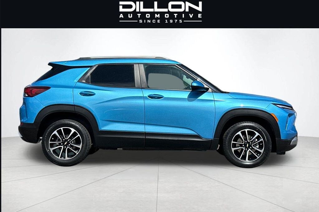 Used 2025 Chevrolet Trailblazer LT SUV