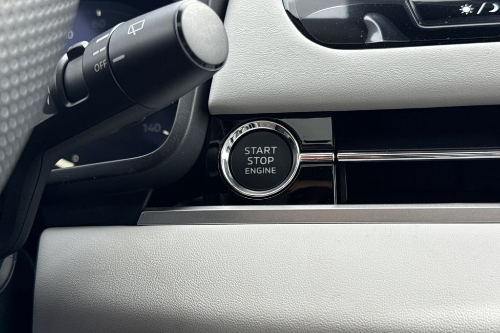 2026 Mitsubishi Outlander SE - Photo 23