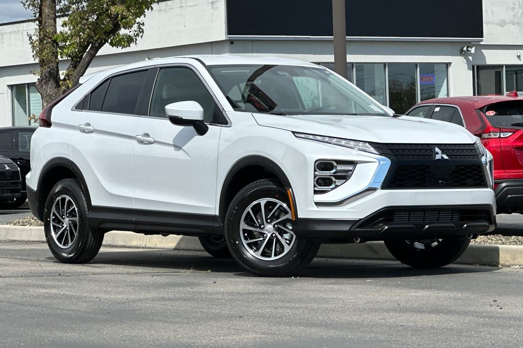 2026 Mitsubishi Eclipse Cross ES S-AWC's photo