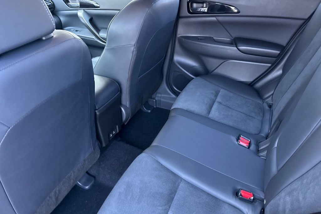 2026 Mitsubishi Eclipse Cross Black Edition - Photo 14