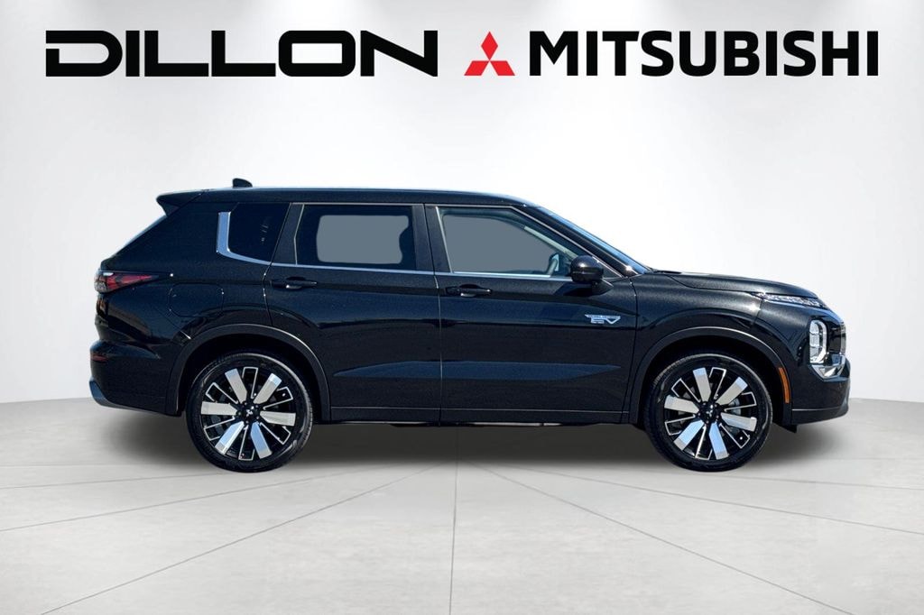 New 2026 Mitsubishi Outlander Phev SE SUV