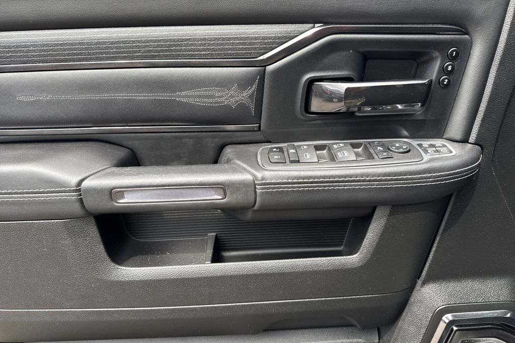 2024 RAM Ram 2500 Pickup Laramie Limited - Photo 10