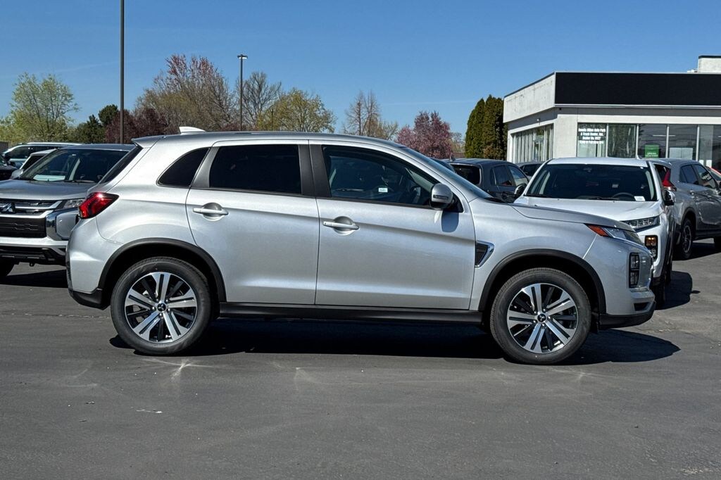 New 2026 Mitsubishi Outlander Sport 2.0 SE SUV