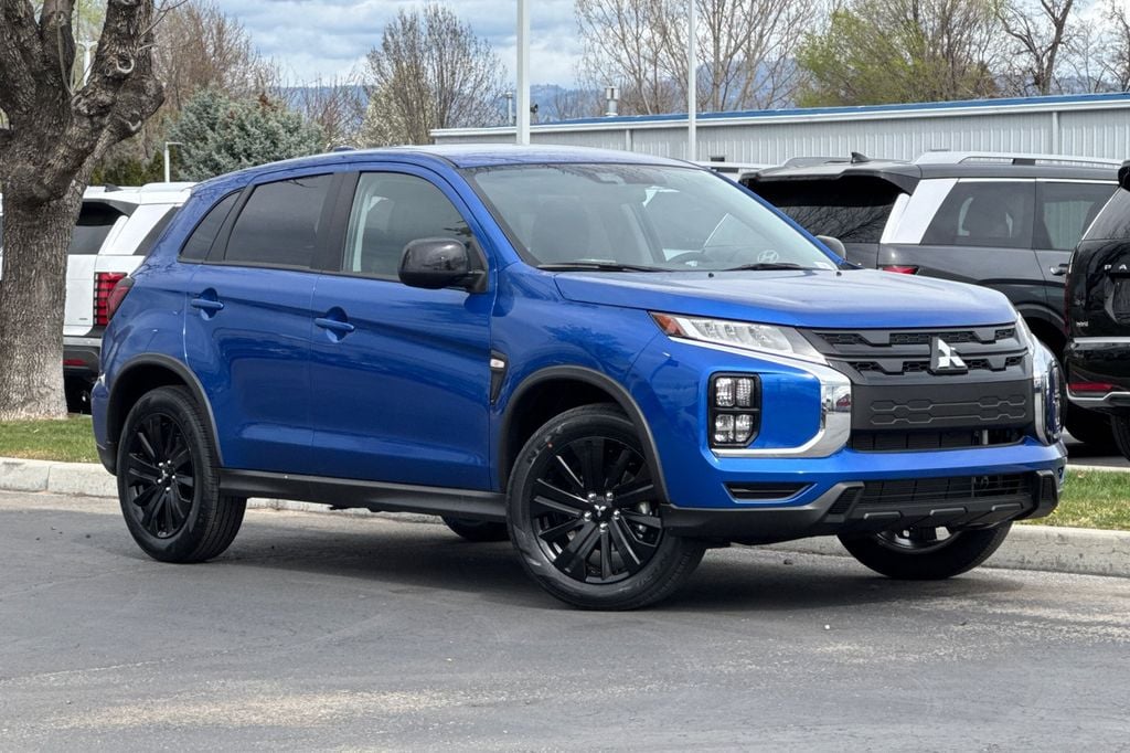 2026 Mitsubishi Outlander Sport 2.0 LE AWC CVT's photo