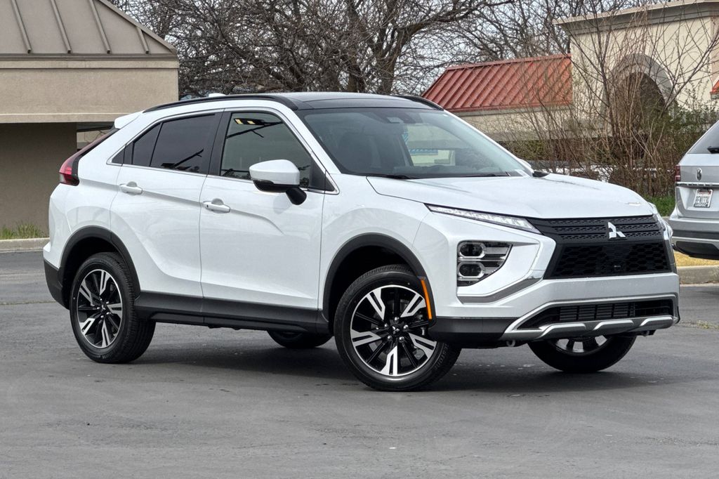 2026 Mitsubishi Eclipse Cross SE S-AWC's photo