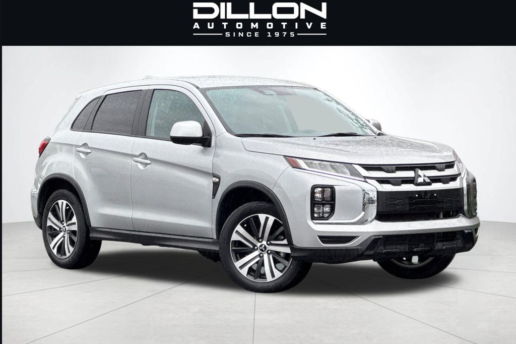 2025 Mitsubishi Outlander Sport 2.0 ES AWC CVT's photo
