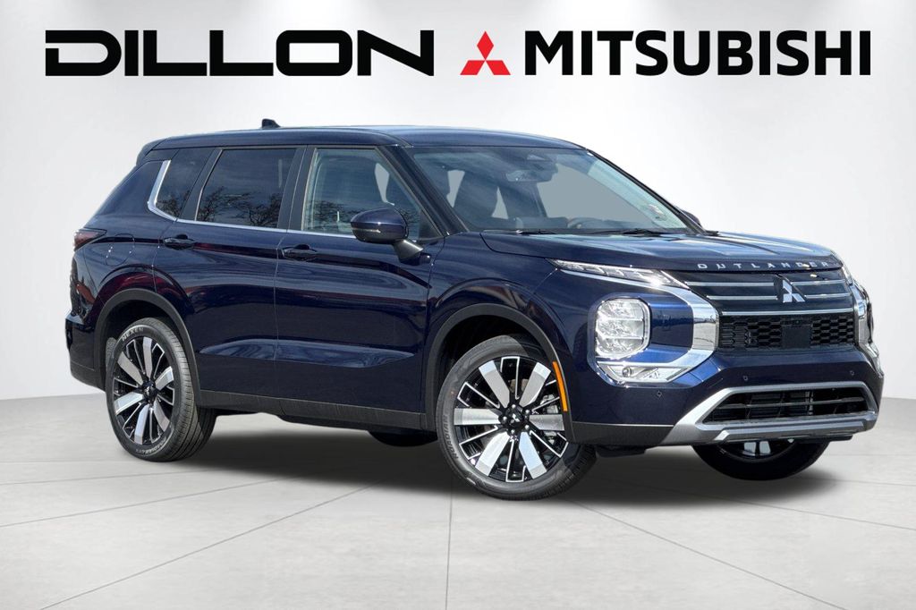 2026 Mitsubishi Outlander SE S-AWC's photo