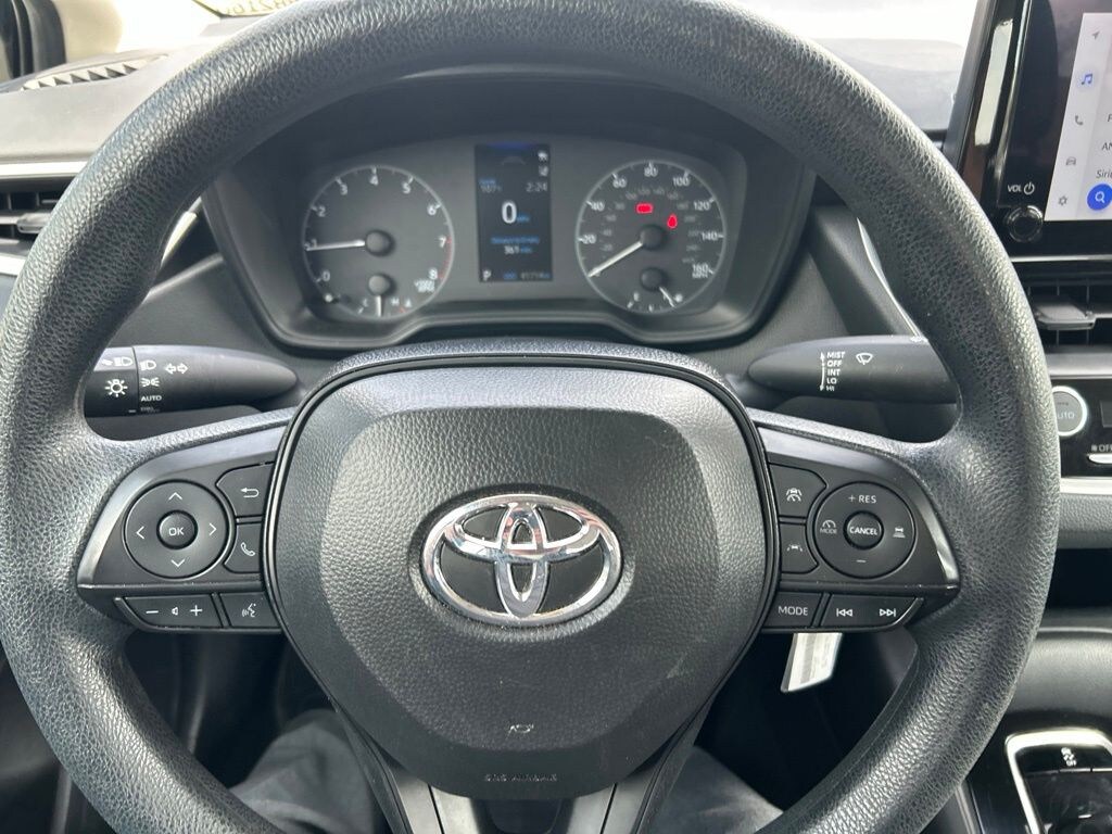 Used 2025 Toyota Corolla LE Sedan