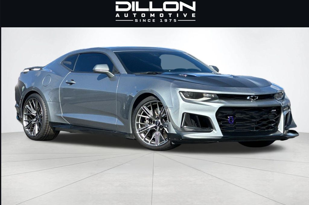 2023 Chevrolet Camaro ZL1's photo