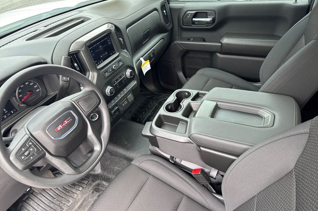 2025 GMC Sierra 1500 Pro - Photo 9