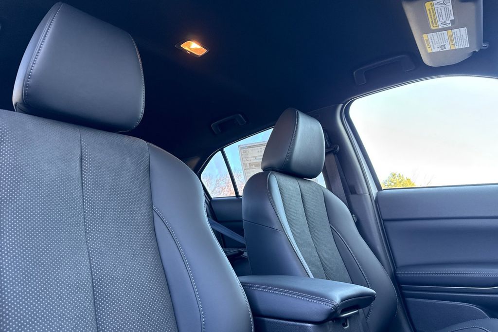 2026 Mitsubishi Eclipse Cross Black Edition - Photo 17