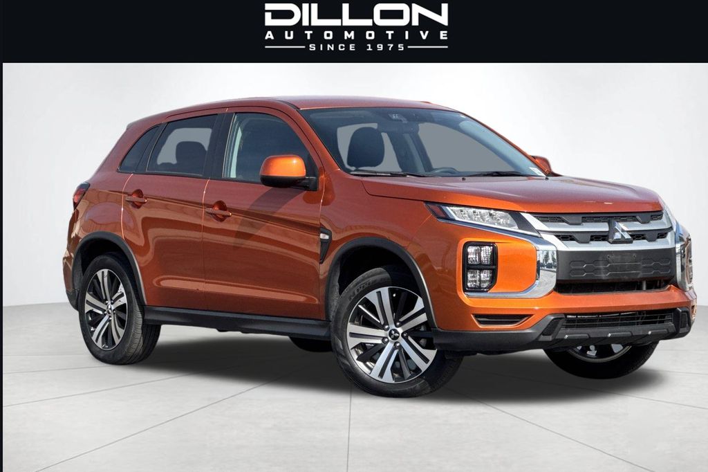 2024 Mitsubishi Outlander Sport 2.0 ES AWC CVT's photo