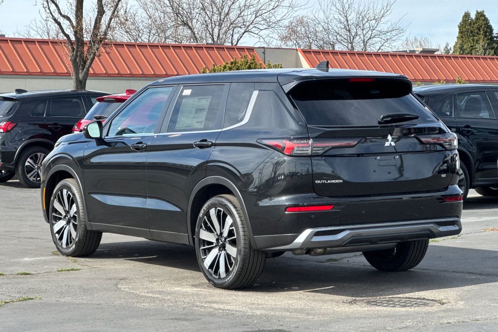 2026 Mitsubishi Outlander SE - Photo 8