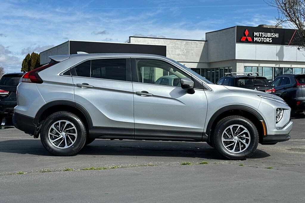 New 2026 Mitsubishi Eclipse Cross ES SUV