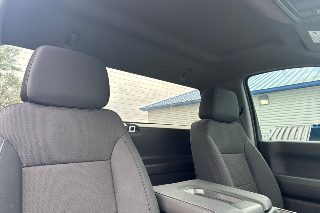 2025 GMC Sierra 1500 Pro - Photo 14