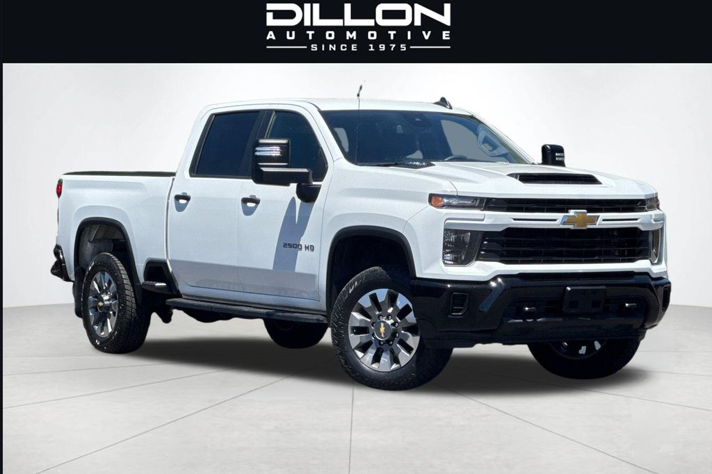 2024 Chevrolet Silverado HD Custom 4WD Crew Cab Standard Box's photo