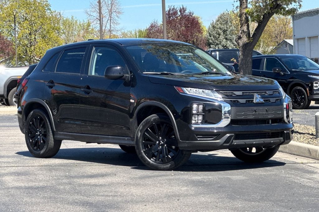 2025 Mitsubishi Outlander Sport LE