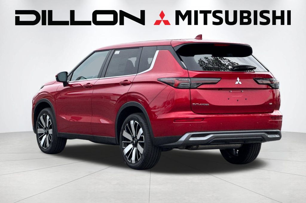 2026 Mitsubishi Outlander SE - Photo 6