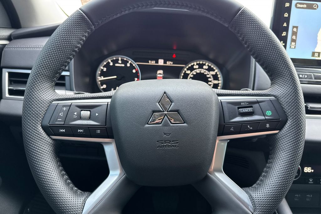 2026 Mitsubishi Outlander SE - Photo 22