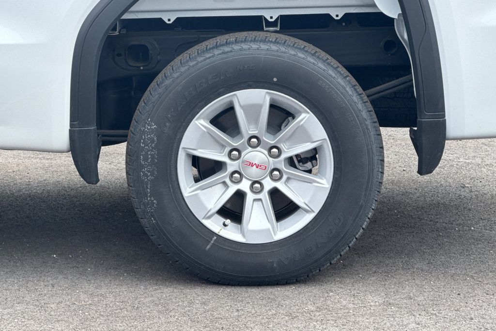 2025 GMC Sierra 1500 Pro - Photo 23